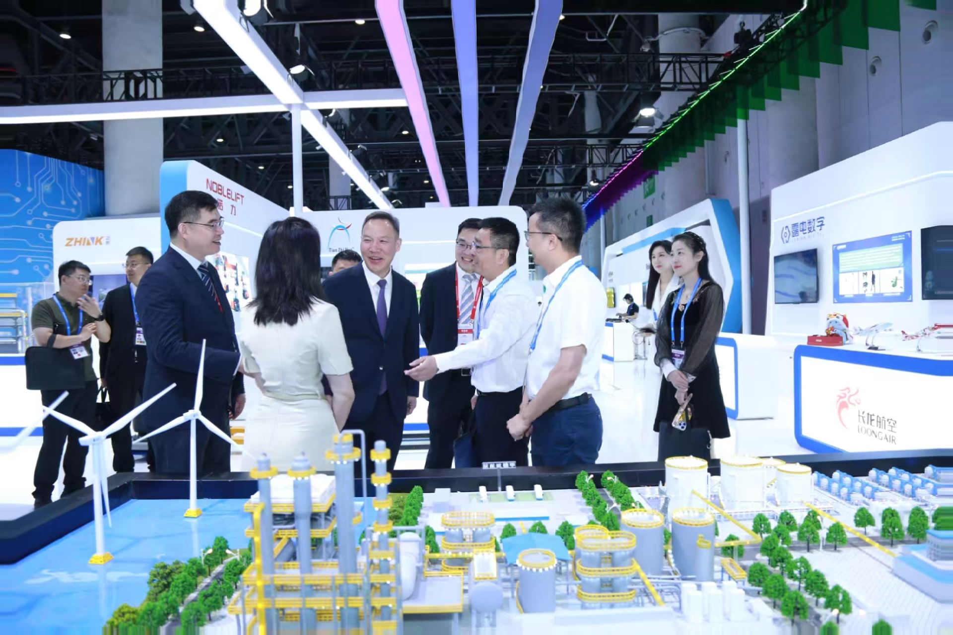 PG电子·仿照器(试玩游戏)官方网站