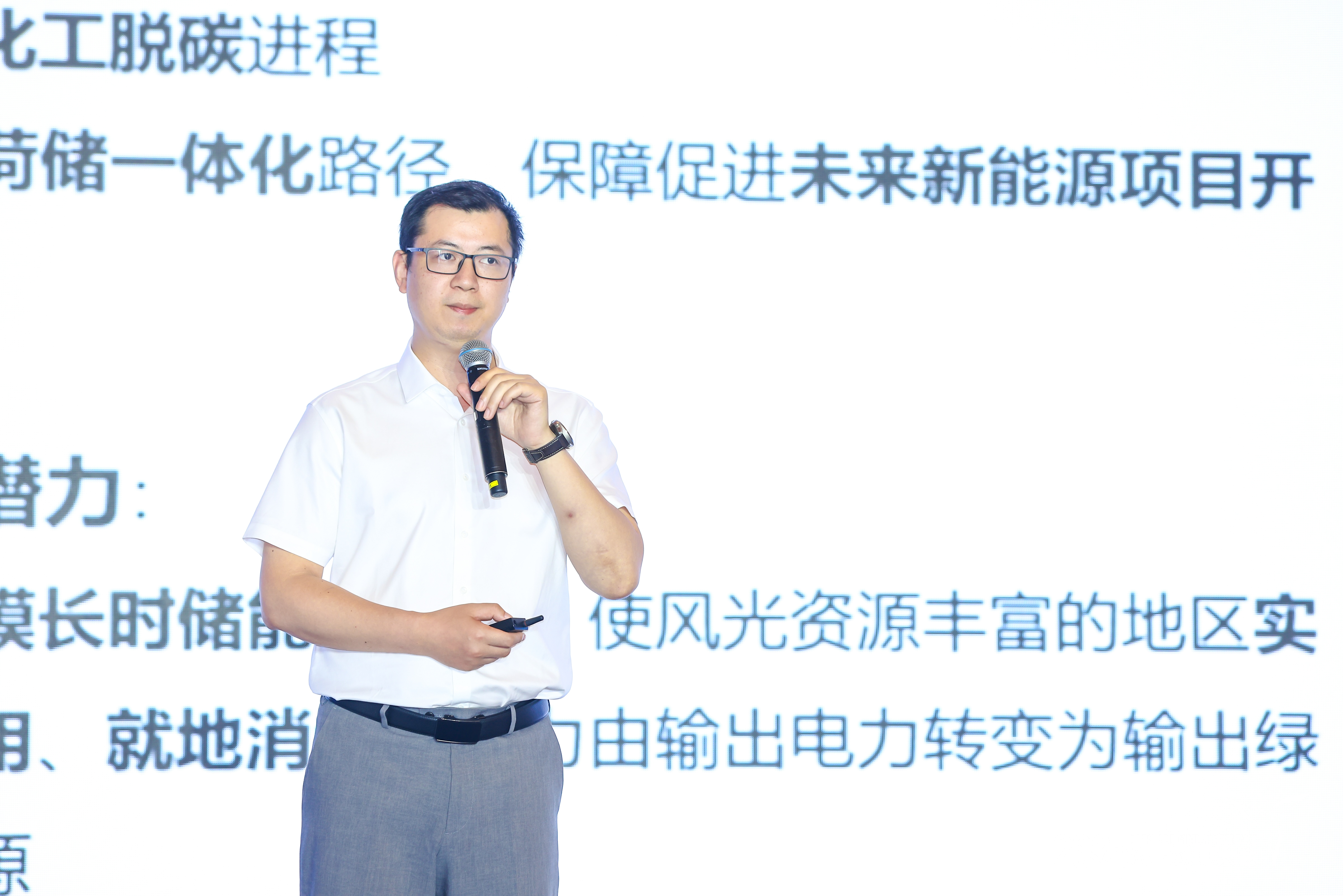 PG电子·仿照器(试玩游戏)官方网站